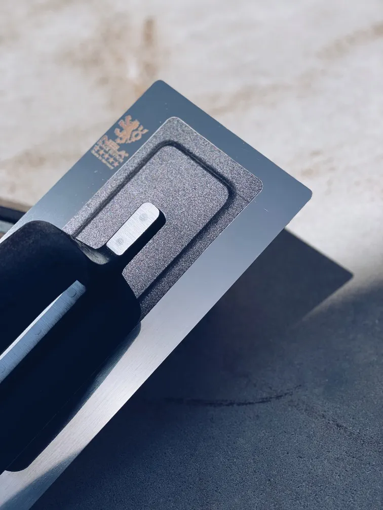 Nela Desempenadeira Para Gesso 28.0x12cm (Lamina Rigida) - Imagem 3